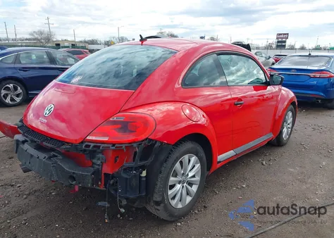 2013 Volkswagen Beetle 2.5L Entry из США, поврежденный, VIN 3VWFP7AT3DM645071